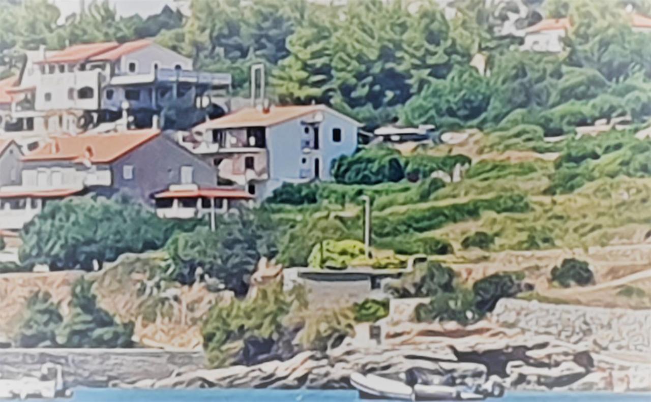 Apartmani Marijan Zavala-Istok Exterior foto